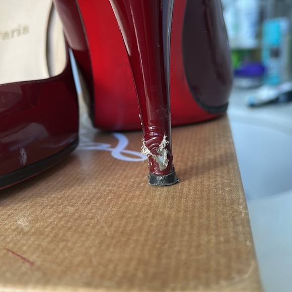 Burgundy Louboutin pumps AUTHENTIC - Picture 4 of 8